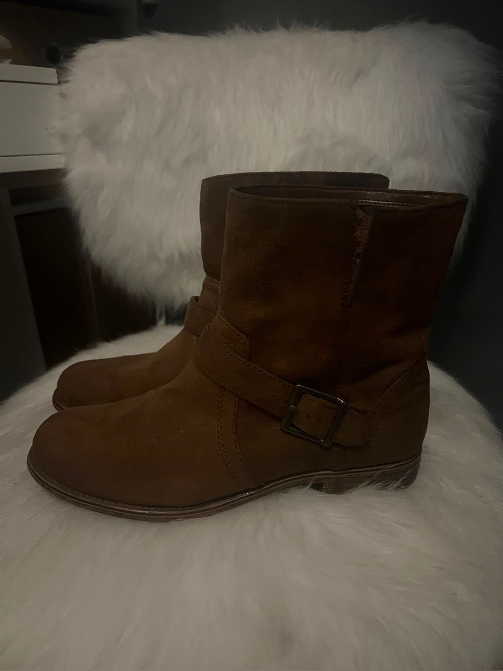 American Eagle sz 6 Brown Suede Buckle Ankle Boots Women